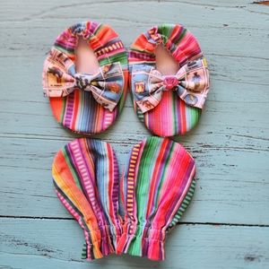 Handmade Loteria Newborn Baby Booties And Mittens
